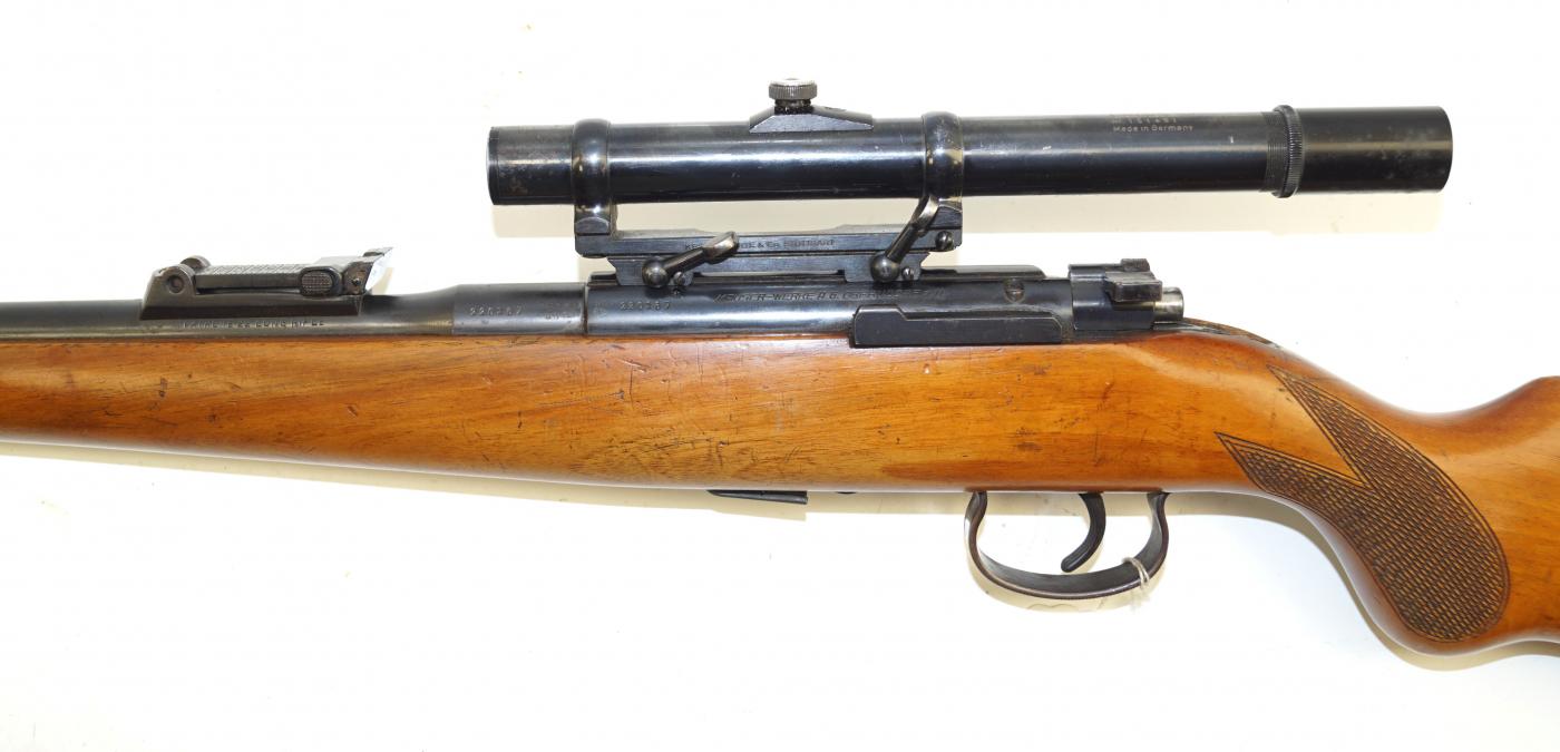 Carabine allemande 22 LR avec lunette et silencieux