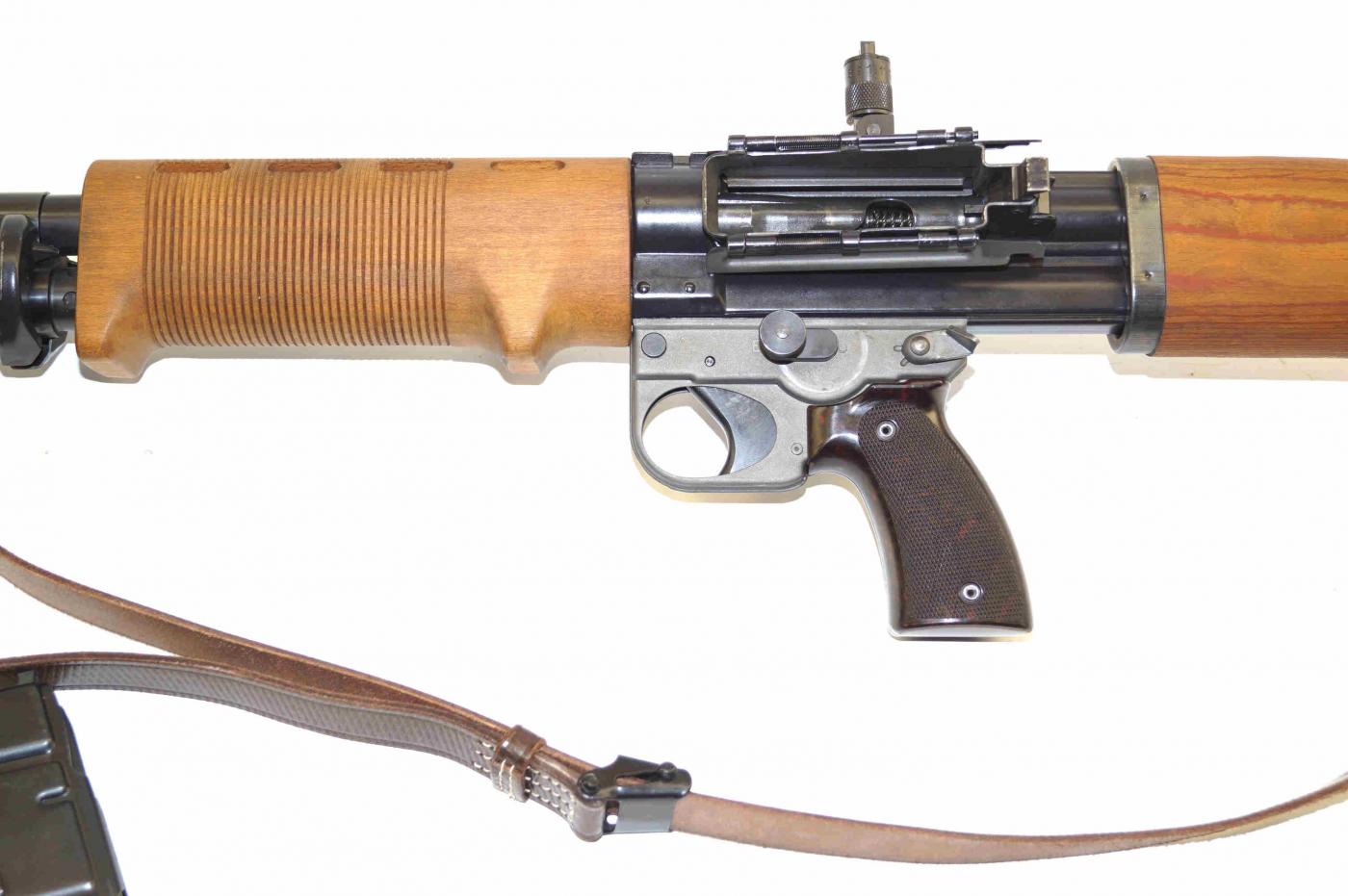 FG 42 type 2 (réplique) - La Tranchée Militaire